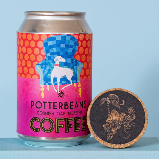 Lid for tins, cork stopper, on a gift box selection