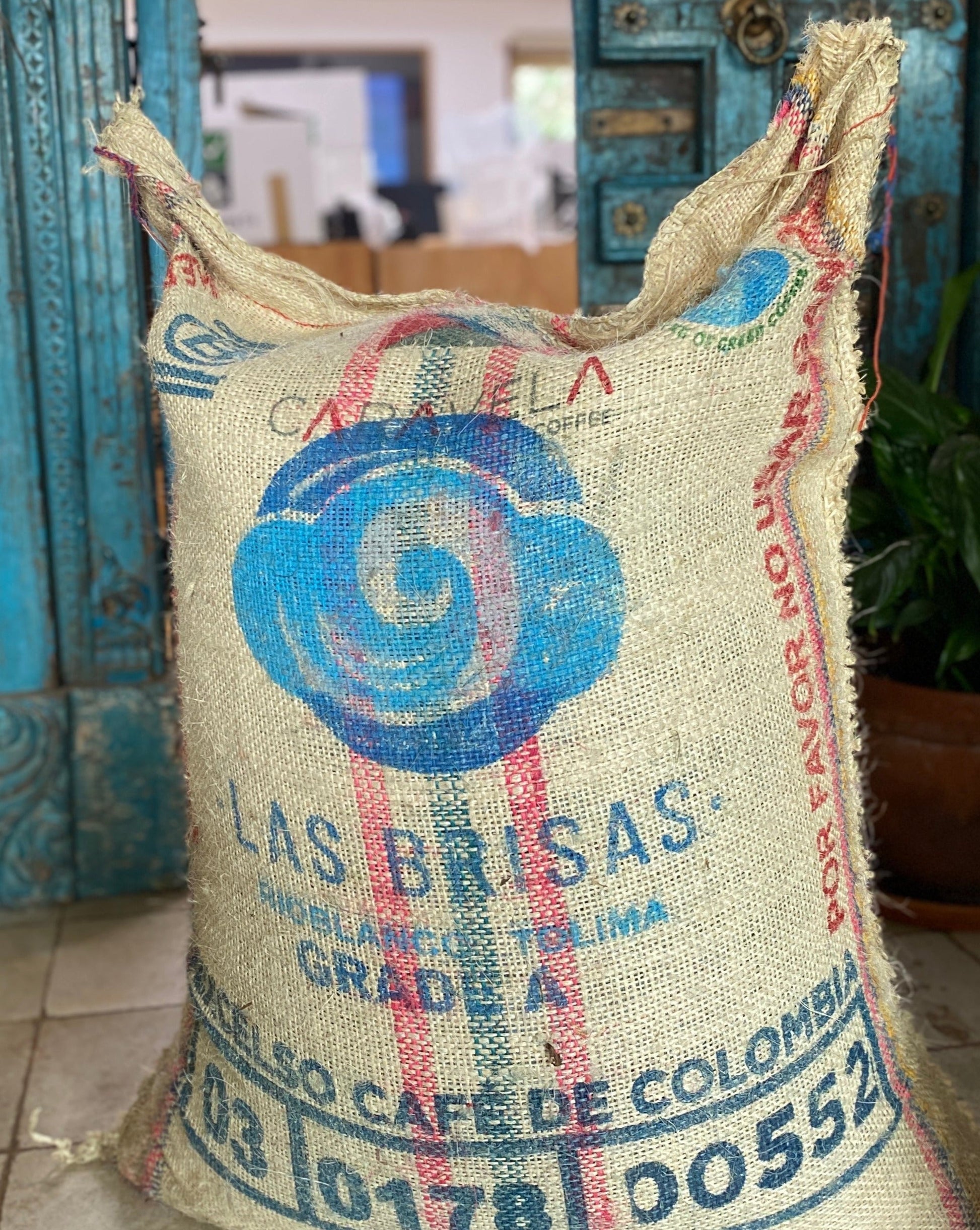 Arabica Las Brisas Colombian Coffee freshly roasted